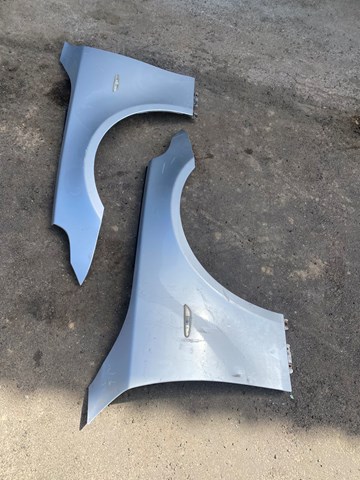 Ліве переднє крило 41357111429 BMW