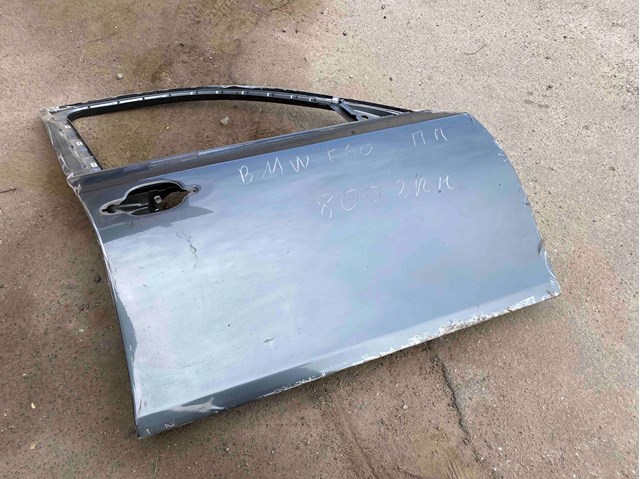 Дверка передня права 41517202340 BMW