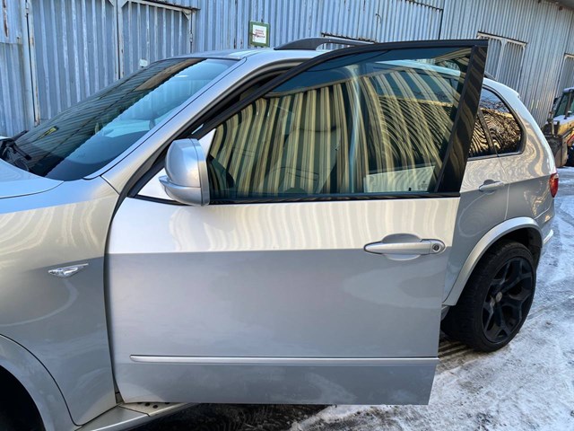 Дверь передня ліва 41517211423 BMW