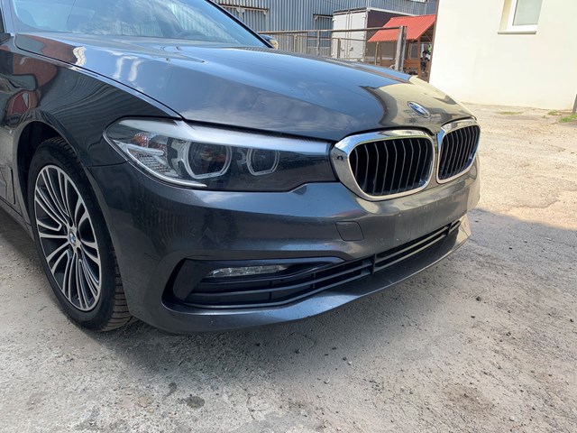 Буфер (бампер) передній 51117427441 BMW