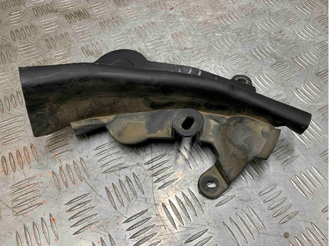 Ущільнювач капота 51767349602 BMW