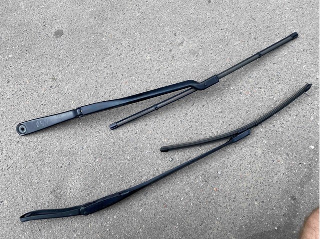 Повідок склоочисника 61619463860 BMW