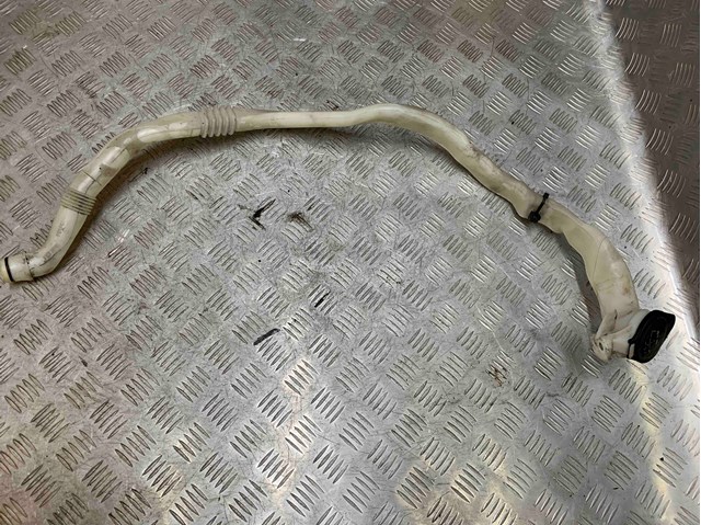 Горловина бачка омивача 61667237777 BMW