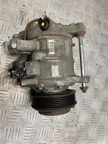 Компресор кліматичної установки 64529223695 BMW
