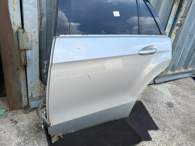 Двері задні A2127300305 MERCEDES