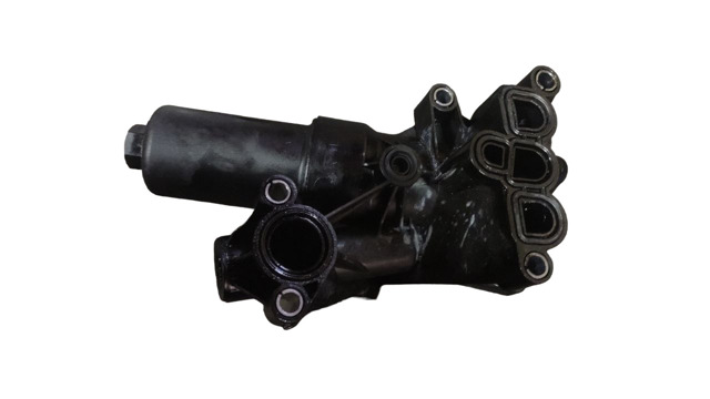 Корпус масляного фільтра 05L115389Q VAG