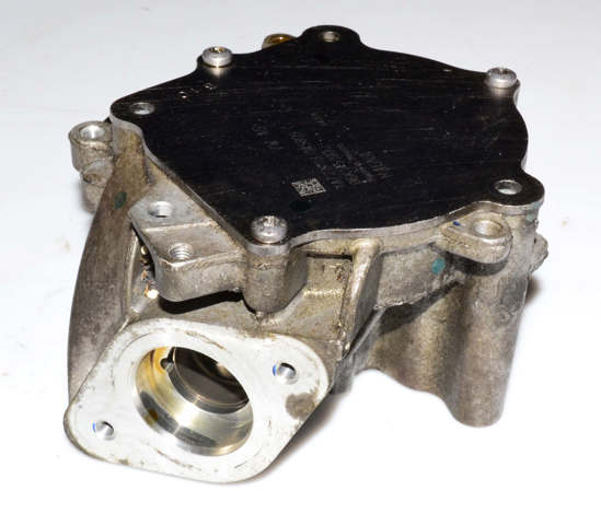 Насос вакуумний 06K145100J VAG