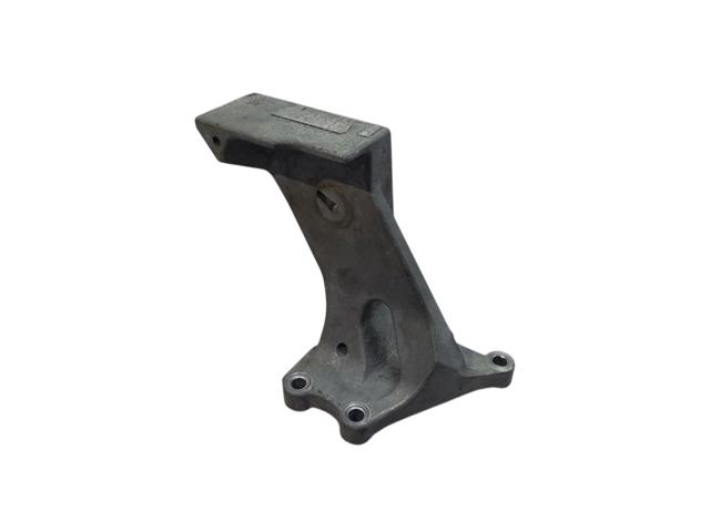 Кронштейн подушки (опори) двигуна, лівої 112535SA0A NISSAN