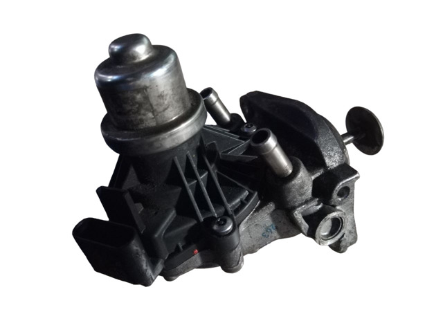 Клапан EGR рециркуляції газів 11718513132 BMW