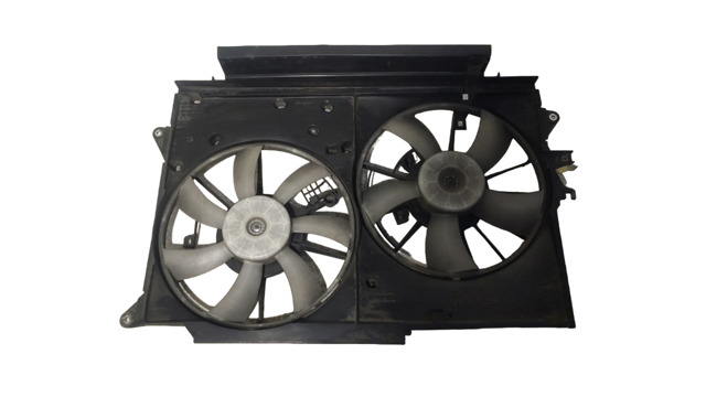 Двигун вентилятора системи охолодження, правий Toyota RAV4 3