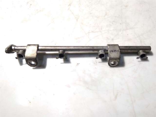Розподільник палива 2381436040 TOYOTA