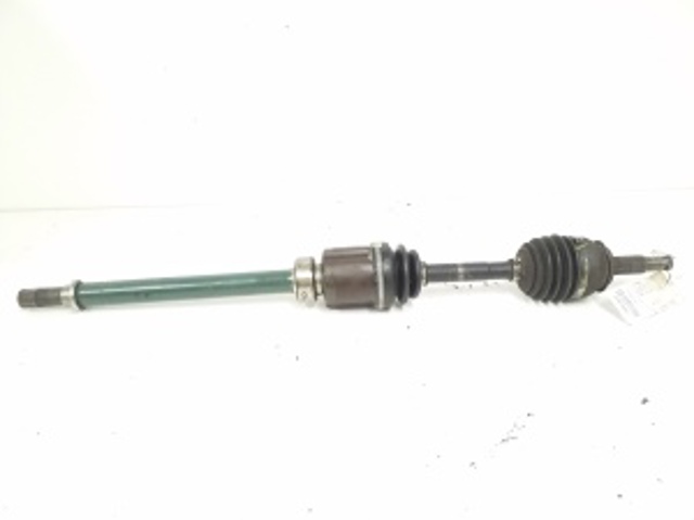Привід правий 391004BE3B NISSAN