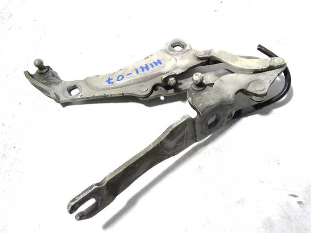 Петля капота, права 41007211640 BMW