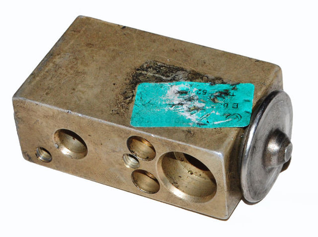 Клапан розширювальний 46723601 FIAT