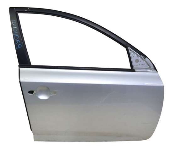 Пасажирські передні двері 760041H000 HYUNDAI