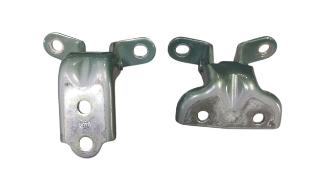Петля задніх дверей, лівих 79410D8000 HYUNDAI