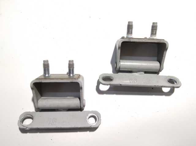 Петля багажника 797102W000 HYUNDAI