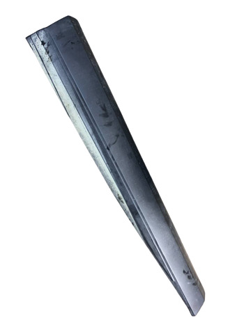 Молдинг передніх лівих дверей, нижній 808716RA0A NISSAN