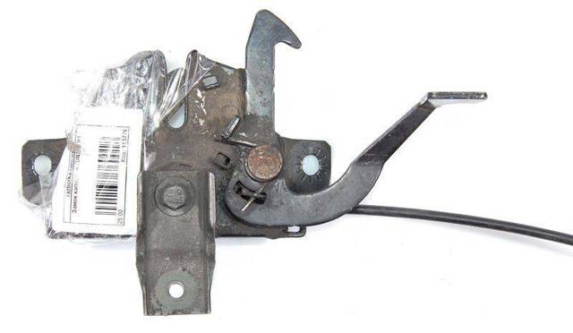 Замок кришки капота 811304A100 HYUNDAI