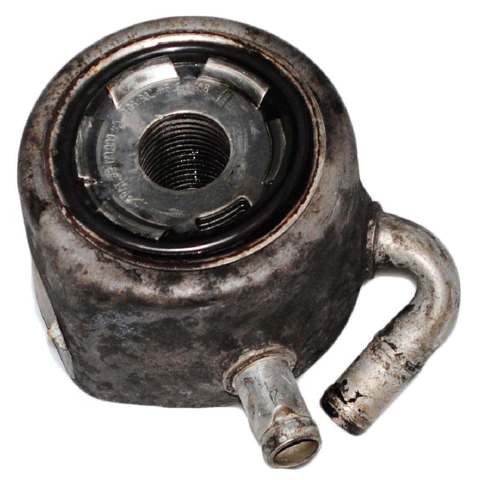 Радіатор масляний (холодильник), під фільтром 8200068115 RENAULT