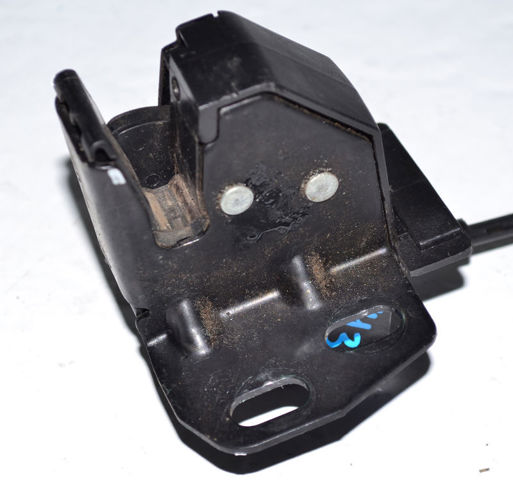 Замок задніх правих распашних дверей, нижній 8200497822 RENAULT