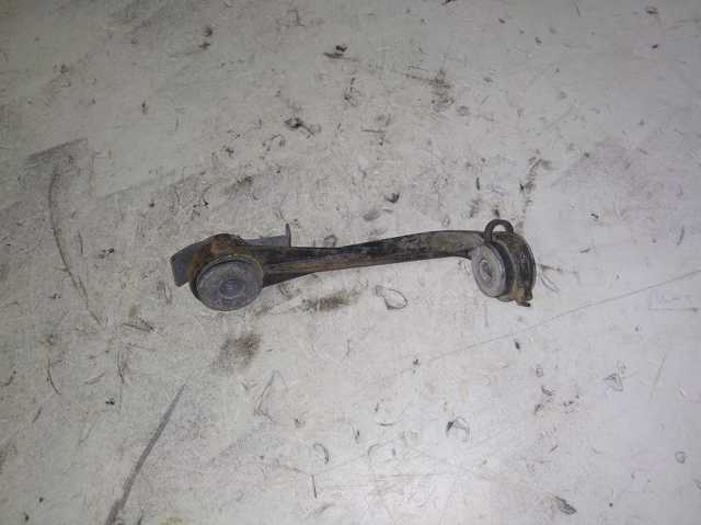 Розтяжка стійки ліва 8200626969 RENAULT