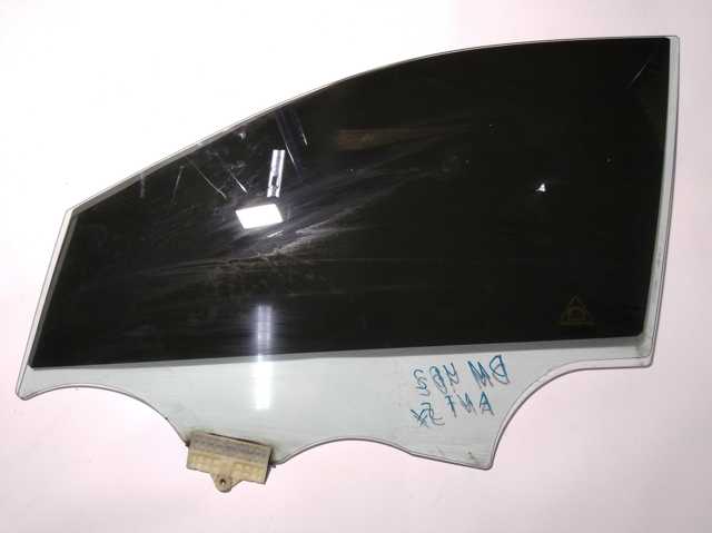 Вікно (передніх дверей) двері 824102W010 HYUNDAI