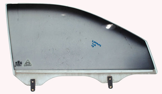 Скло пасажирських дверей 824201F020 HYUNDAI