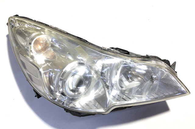 Фара комбінована, передня Subaru Outback IV