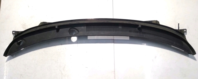 Водостік лобового скла, жабо 86150C1000 HYUNDAI