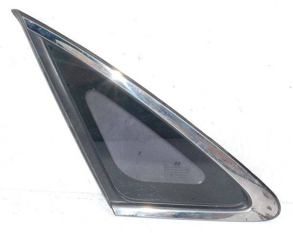 Скло багажного відсіку, ліве 878103L010 HYUNDAI