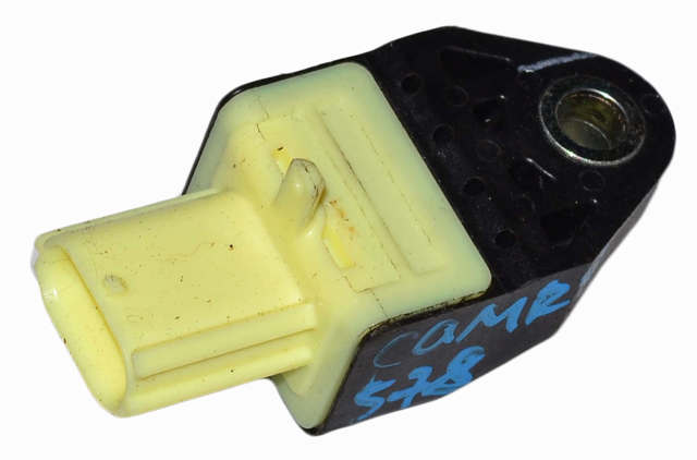 Датчик Ейрбег передній 8983106010 TOYOTA