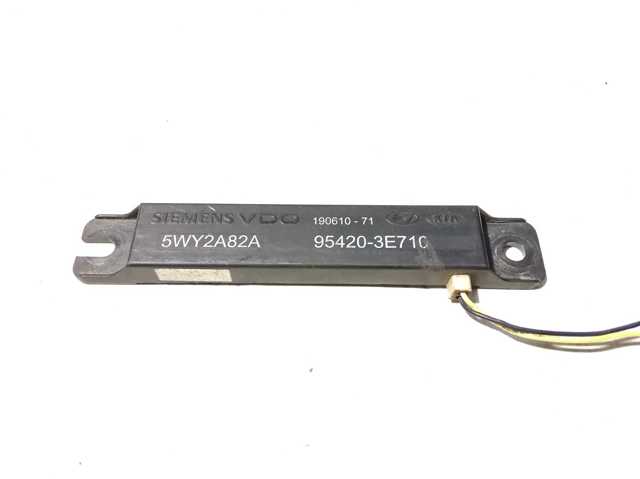Антена автомобильна 954203E710 HYUNDAI