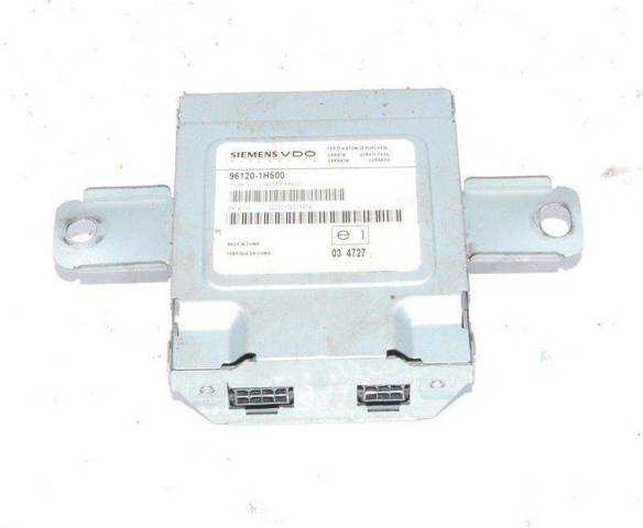 USB-розгалужувач 961201H700 HYUNDAI