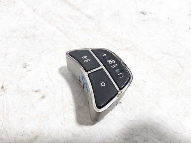 Блок кнопкових перемикачів кермового колеса 967101H200EQ HYUNDAI