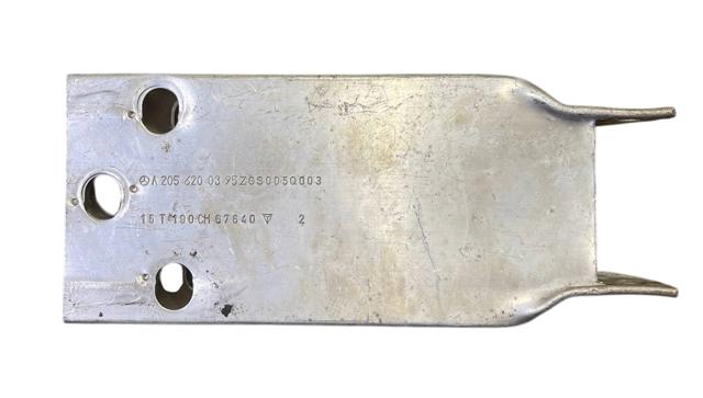 Кронштейн підсилювача переднього бампера A2056200395 MERCEDES