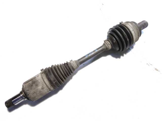 Привід передній правий A2123301100 MERCEDES
