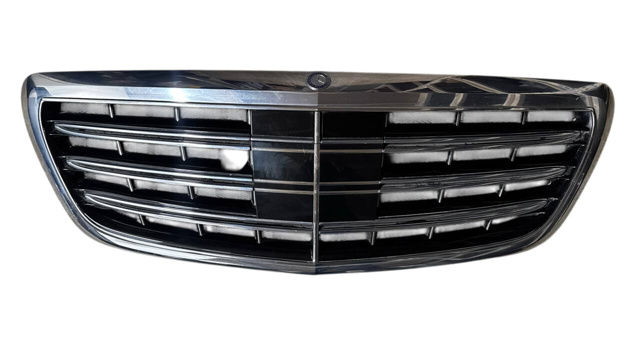 Решітка радіатора A2228801783 MERCEDES