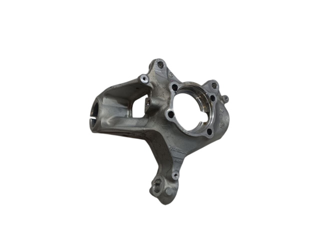 Цапфа поворотна права A2473320200 MERCEDES