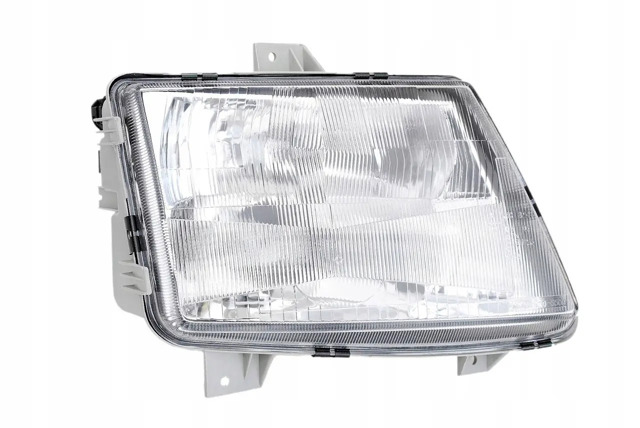Фара передня права A6388200161 MERCEDES