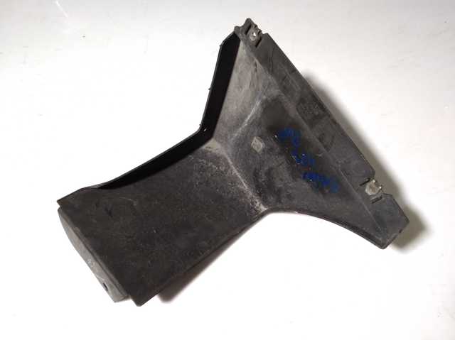 Кронштейн бампера заднього, правий DS7378403B22AE FORD