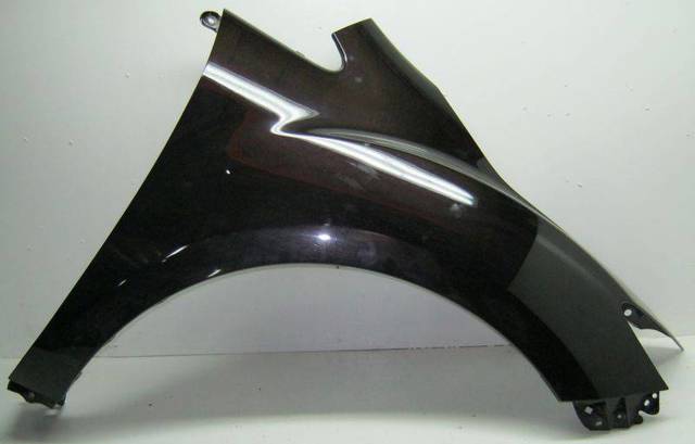 Переднє праве крило E22152110E MAZDA