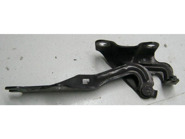 Петля капота, ліва EG2152420B MAZDA