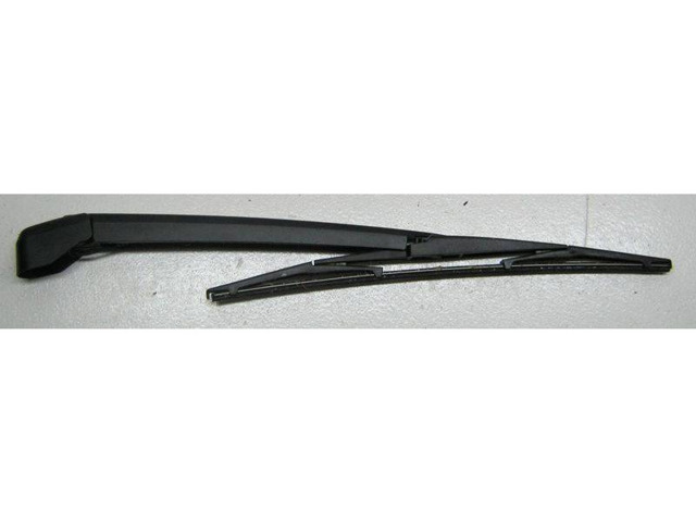 Важіль-поводок склоочисника заднього скла EG2167421 MAZDA