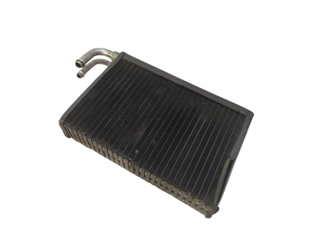 Конденсер LR010843 LAND ROVER