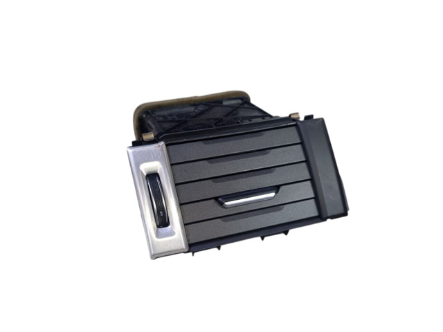 Решітка повітроводу ліва LR025062 LAND ROVER
