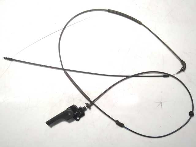 Трос капота без ручки LR051451 LAND ROVER