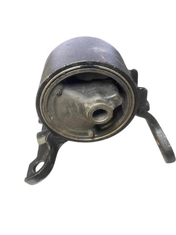 Ліва подушка двигуна MN101574 MITSUBISHI
