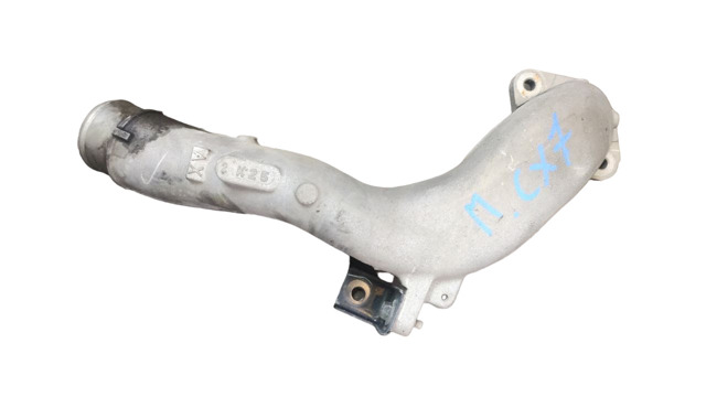Шланг/патрубок интеркуллера R2AX13242A MAZDA