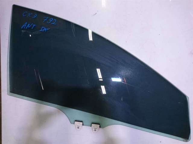 Скло пасажирських дверей TD1158510 MAZDA